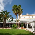 فندق Tancat De Codorniu 4*