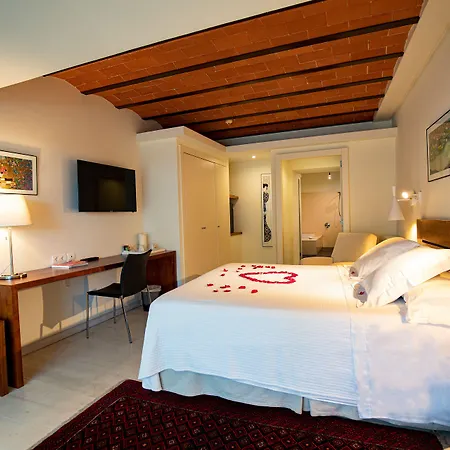 Hotel Tancat De Codorniu 4*