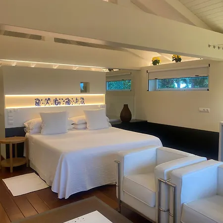 Tancat De Codorniu Hotel 4*