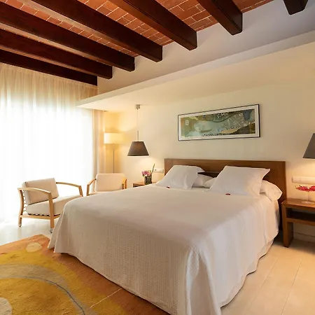 Tancat De Codorniu Hotel 4*